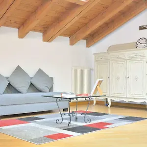 https://via-giuseppe-mazzini.italymilanhotels.net